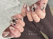 ホワイト(WHITE)/