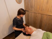 クマの冬眠 南川添店/施術風景