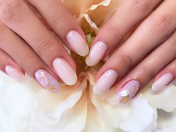 アイリッシュネイル 久屋大通店(Irish Nail)/乳白色+金箔ネイル