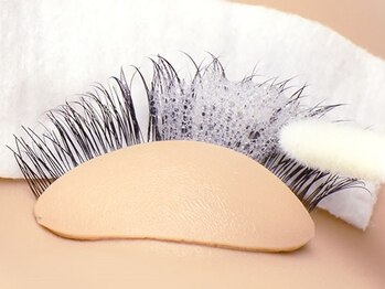 イリゼ(iris'ee)/アイシャンプーで清潔まつ毛◎