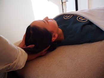 コス(KOS)/首周りの施術