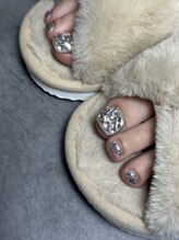 ユルック(yluck)/親指アート