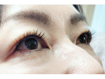 アイ シャイン(eye shine)/人気No.1◎自然に盛れる♪