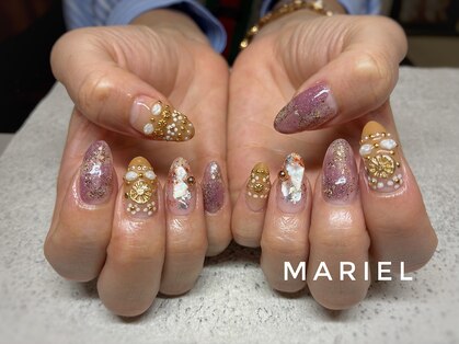 マリエル(MARIEL)の写真