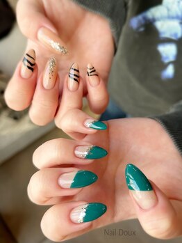 ネイル ドゥ 岡山駅前店(Nail Doux)/アシンメトリーデザイン