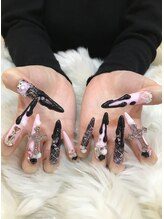 エスフィーネイルサロン ブリーユ(Esfy nailsalon Brille)/ピンクと黒レースのロングネイル