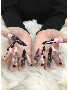 エスフィーネイルサロン ブリーユ(Esfy nailsalon Brille)/ピンクと黒レースのロングネイル