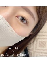 ファミーユ タカサキ(Fameu TAKASAKI)/まつ毛パーマ×眉毛