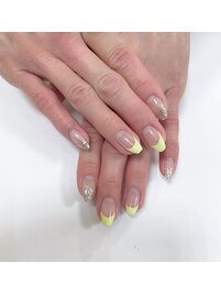 パステルイエロー