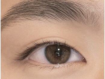アイラッシュサロン エフ(f)の写真/【盛らない。でも目元は変わる！水戸で始める自然なメンズまつ毛パーマ】