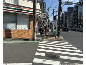 アイ ネイル スキン リリー(EYE NAIL SKIN Lily)/