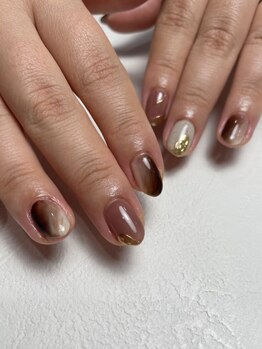 ショートネイルデザインが豊富