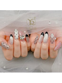 ユリナリタ(YuRi Narita)/