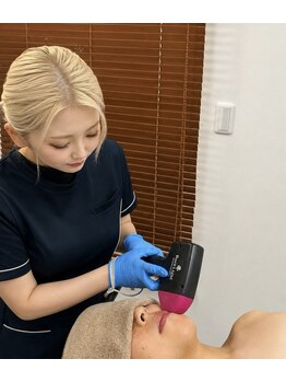 フォー(the 4)の写真/[元町駅徒歩1分/11時～22時営業]清潔感ある身だしなみの第一歩！【ひげ脱毛★初回¥3300】都度払いOK◎