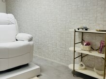 フカフカのリクライニングチェアでゆったりとお過ごしください