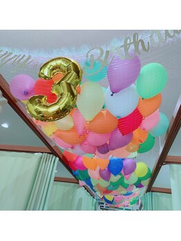 東合川はりきゅう整骨院/３周年バルーン