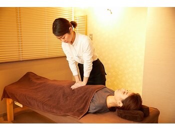 マッサージ整体院 なごみや 銀座店/【5分オプションお腹】