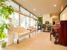 カルカル 土気店(calcal)の雰囲気（広々待合スペースでお待ちいただけますのでごゆっくりどうぞ♪）