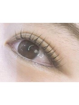 特別な日に合う華やかな目元にしたい