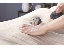 全てのお客様に天然川石ホットストーンセラピー。内側から温活＊