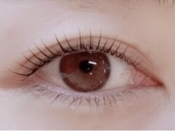 アグレン(AGLEN)の写真/3種類のまつ毛強化トリートメントを使用。持続するハリと潤いをご提供。