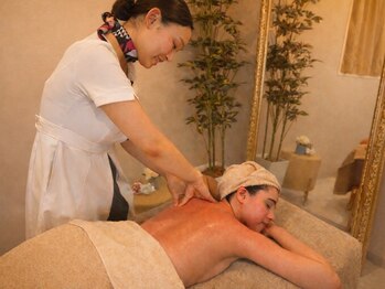 恵比寿岩盤浴マッサージ　ESL/デトックスマッサージ