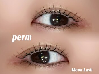 ムーン ラッシュ(Moon Lash)の写真/至近距離でもキレイな仕上がりに自信がもてる★まつ毛のダメージを最小限に抑え、自然で上品なお目元に♪