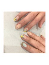 アンバー(Amber)/春☆ミモザネイル