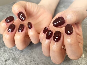 ラヴィエ ベル(La vie est belle)/ダークボルドーワンカラ―