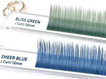 ミニョンアイラッシュデザインサロン くずは店/フラットマットラッシュカラー♪