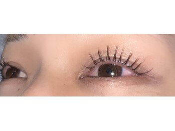 リリス(Liris)/まつ毛パーマ/ラッシュリフト