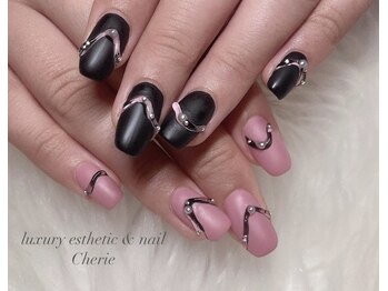 シェリエ(Cherie)/個性派ネイル/マット仕上げ