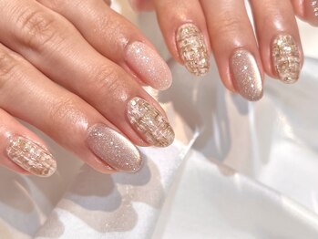 リプルネイル(Lipr Nail)