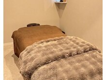 アールカフェドボーテ(R cafe de beaute)の雰囲気(隠し扉の奥にある完全個室!お客様の空間でリラックス頂けます。)