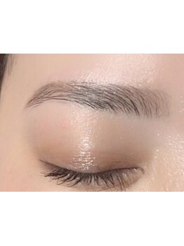 アイブロウメニューがあるサロン