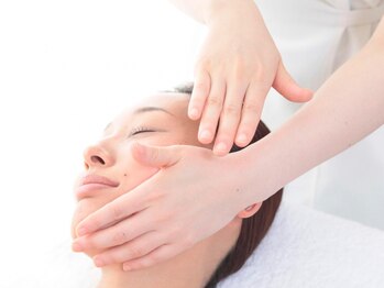 サレーヌ フェイシャルサロン 刈谷店/メリハリのある小顔へ♪