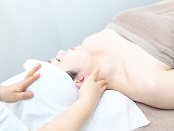 東洋整体/デコルテ首のリンパを流し代謝UP