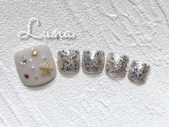 ネイルアンドまつ毛エクステ ルーナ イオンモール東久留米店/