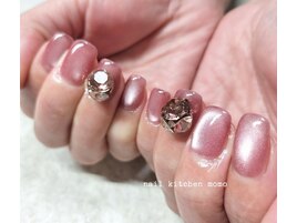 マグネットに華やかビジュー＊