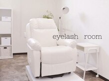 ティアラ(TIARA for nail & eye)の雰囲気(半個室で落ち着いた雰囲気のルーム♪)