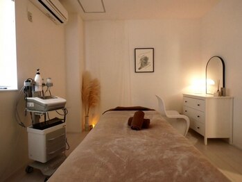 デュモンド(dumonde)/サロン内観