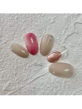 グランチュール(Grantulle)/ミラーネイル