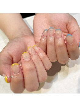 ネイルサロン イントゥ(into_)/スキニーフレンチ 黄色 水色