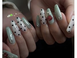 さくらんぼ×ドットネイル