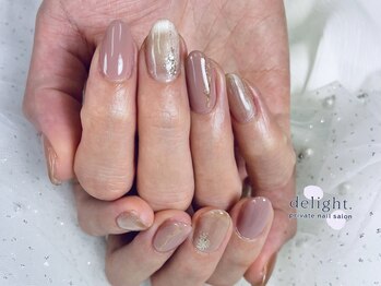 ディライト(delight.)の写真/品よく決まる*ニュアンスネイル大人女性のお手元に余韻*を！フィルイン施術で月１回のネイルを楽しむ♪