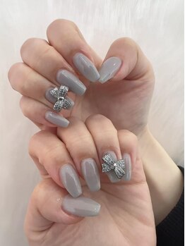 ビーエヌネイル(BN NAIL)の写真/韓国アイドルのような大きいパーツ系、キラキラ、ワンホンネイルデザイン豊富にあり★繊細なデザインも◎