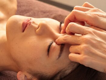 リアド ラーラ(Riad Lalla)/アロマヘッドスパ