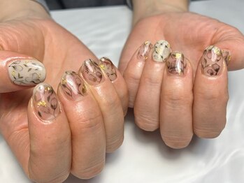 オッドジョブス ネイルアンドアイラッシュ 庚午店(odd jobs)の写真/シンプル系~ひとクセ加えたデザインまで幅広く対応◎気分や季節に合わせたパーツで気分が上がる指先に♪
