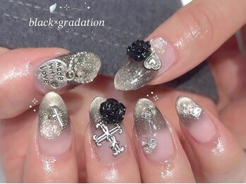 ブラック×グラデーション