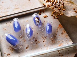 チーク風ニュアンスネイル